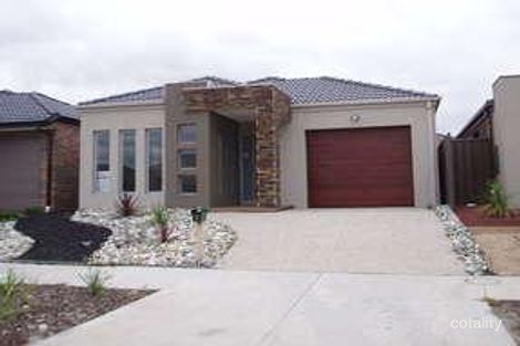 9 Clarendon Ave, Craigieburn, VIC 3064