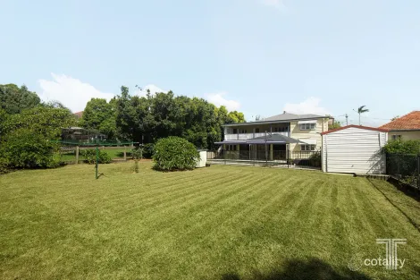 Property photo of 67 Crump Street Holland Park West QLD 4121