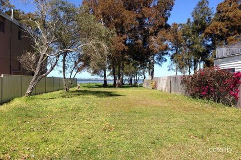 379a Lakedge Ave, Berkeley Vale, NSW 2261