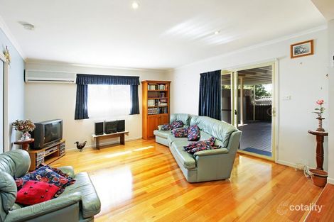Property photo of 10 Daventry Avenue Grovedale VIC 3216