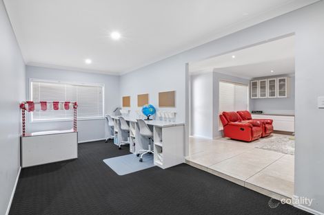 Property photo of 30 Mewing Court Windaroo QLD 4207