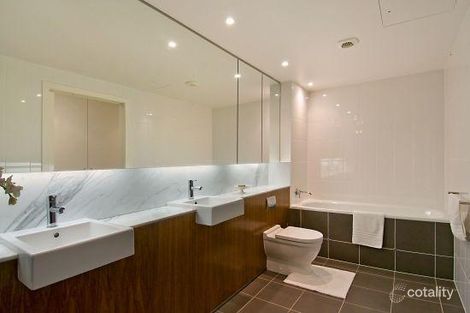 Property photo of 701/2-4 Honeysuckle Drive Newcastle NSW 2300