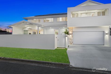 1/4 Warrina Cres, Burleigh Heads, QLD 4220