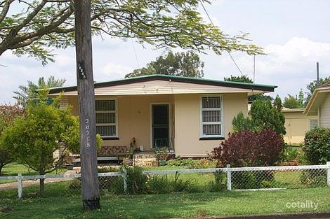 Property photo of 74 Moreton Avenue Wynnum QLD 4178