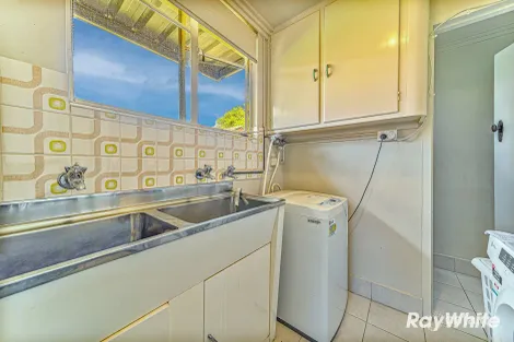 Property photo of 5 Margaret Crescent Flora Hill VIC 3550