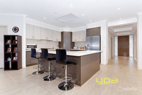 Property photo of 21 Dorcas Lane Taylors Hill VIC 3037