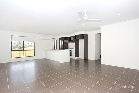 Property photo of 42 Greenhaven Circuit Narangba QLD 4504