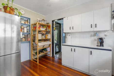 Property photo of 31 Bourke Street Brassall QLD 4305