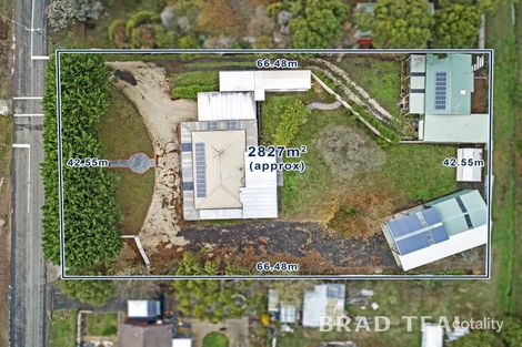 Property photo of 10 White Avenue Romsey VIC 3434