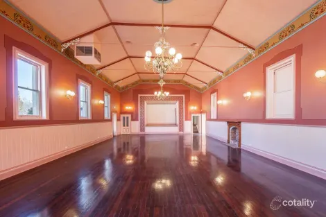 15 Loch St, Beechworth, VIC 3747