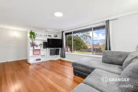Property photo of 3 Glendale Grove McCrae VIC 3938