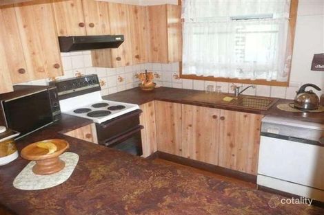 Property photo of 34 Elizabeth Street Fennell Bay NSW 2283