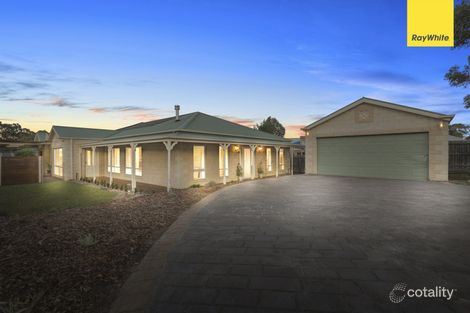 206 Riddell Rd, Sunbury, VIC 3429