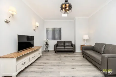 Property photo of 3B Smith Street Urangan QLD 4655