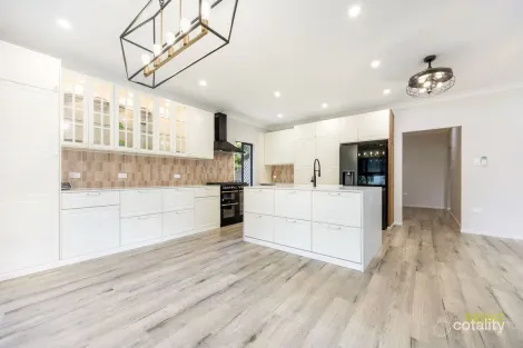 Property photo of 3B Smith Street Urangan QLD 4655