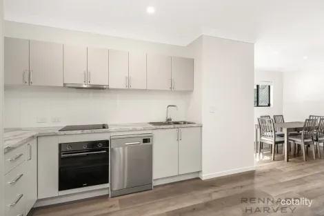 Property photo of 16 Lower McCormack Street Bundamba QLD 4304