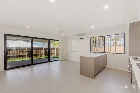Property photo of 4 Chandon Court Hillcrest QLD 4118