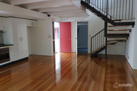 Property photo of 4/48 Nelson Parade Indooroopilly QLD 4068