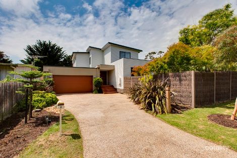 2 Hobsons Pde, Cowes, VIC 3922