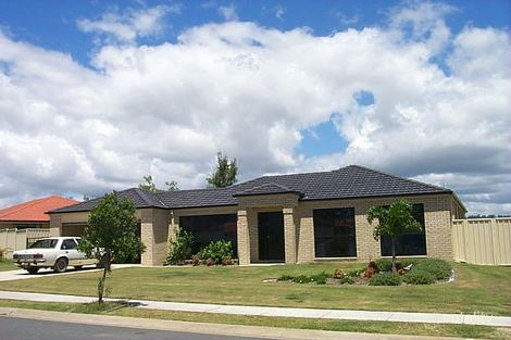 Property photo of 4 Christina Ryan Way Arundel QLD 4214