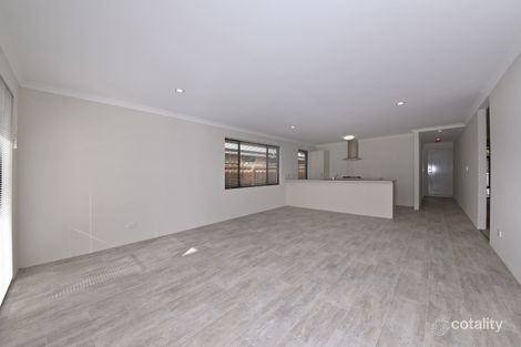 Property photo of 2/63 Lindberg Boulevard Ellenbrook WA 6069