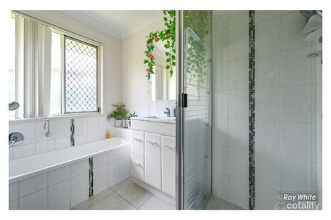 Property photo of 24 Joseph Street Gracemere QLD 4702