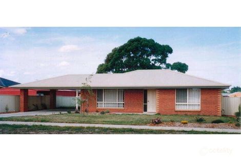 Property photo of 5 James Drive Delacombe VIC 3356