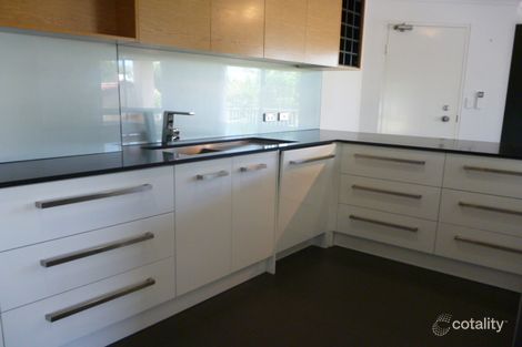 Property photo of 6/68 Stanhill Drive Surfers Paradise QLD 4217