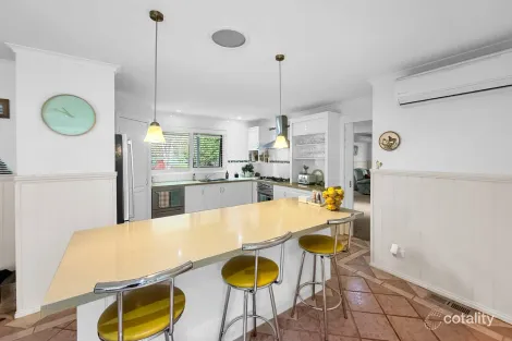 Property photo of 5 Massimo Court Drouin VIC 3818