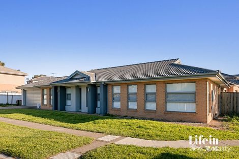 Property photo of 109 Featherbrook Drive Point Cook VIC 3030