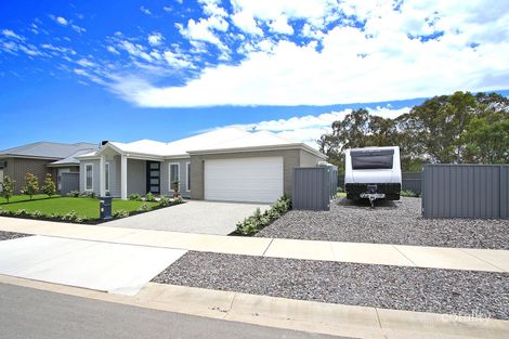Property photo of 70 Newport Crescent Thurgoona NSW 2640