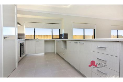 Property photo of 33 Castlereagh Vista Millbridge WA 6232