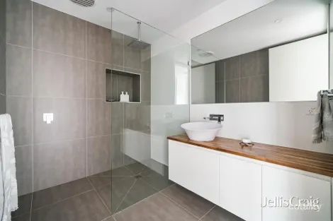 Property photo of 116 Thompson Crescent Research VIC 3095