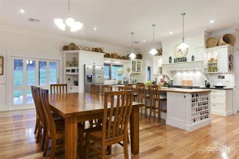 Property photo of 244 Thewlis Road Pakenham VIC 3810