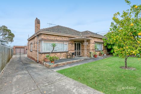 18 Thackeray Rd, Reservoir, VIC 3073