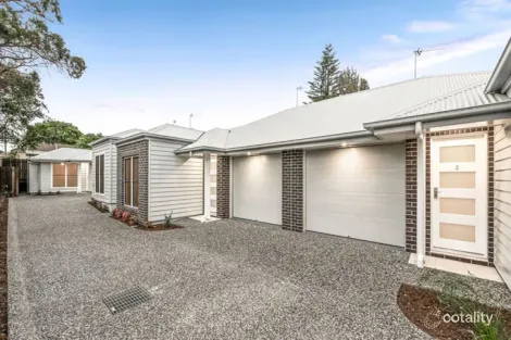 2/43 Hoey St, Kearneys Spring, QLD 4350