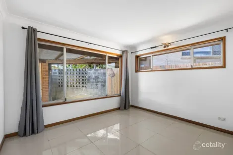 Property photo of 4 Tongarra Street Southport QLD 4215