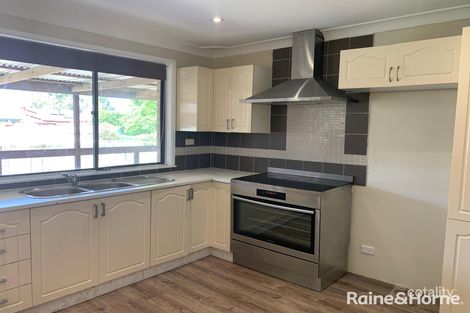Property photo of 6 Hassett Place St Clair NSW 2759