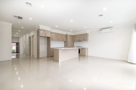 Property photo of 6/32 Central Road Hampton Park VIC 3976