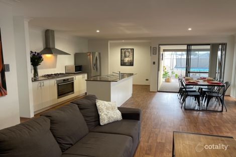 Property photo of 15 Hopbush Way Beeliar WA 6164