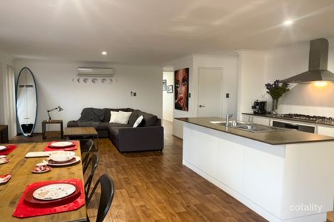 Property photo of 15 Hopbush Way Beeliar WA 6164
