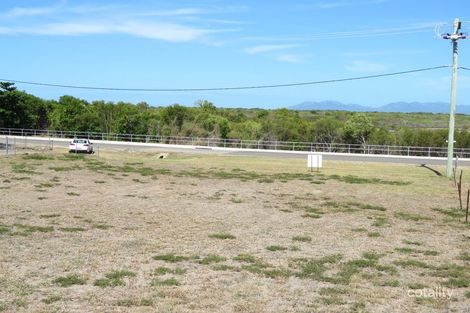 41 Queens Rd, Bowen, QLD 4805