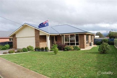 6 Casey Ct, Deloraine, TAS 7304