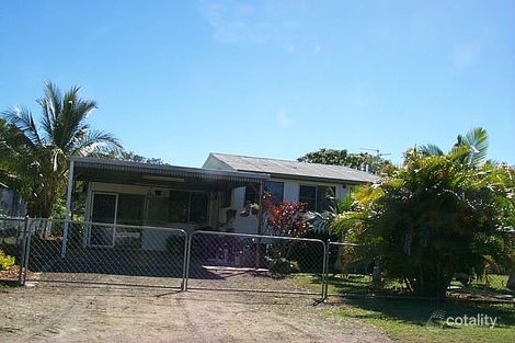 17 Flinders St, Collinsville, QLD 4804