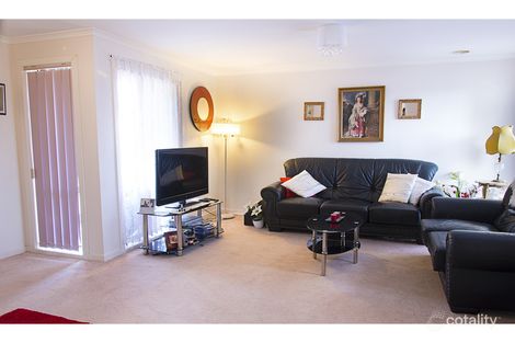 Property photo of 1 Yandina Road Hoppers Crossing VIC 3029