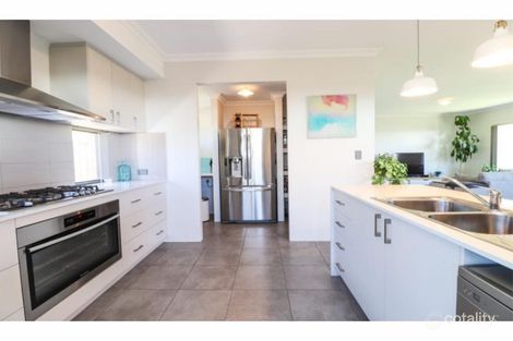 Property photo of 4 Eyre Street Dunsborough WA 6281