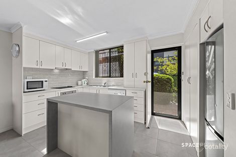 Property photo of 19/40 Allenby Street Spring Hill QLD 4000