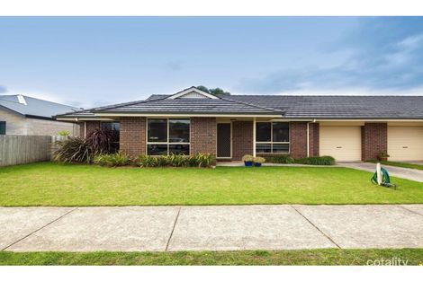 1/2 Gratton St, Port Fairy, VIC 3284