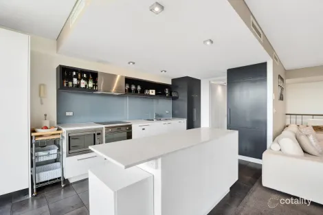 Property photo of 2/4-8 Smith Street Lorne VIC 3232