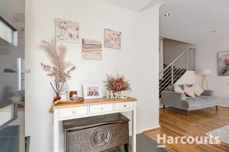 Property photo of 6 Orenco Bend Clarkson WA 6030